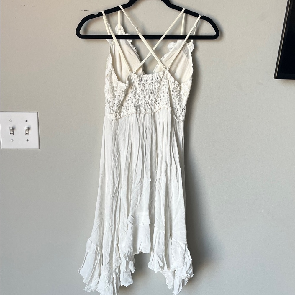 NWT AKIRA Elegant White Lace Dress - Picture 2 of 3